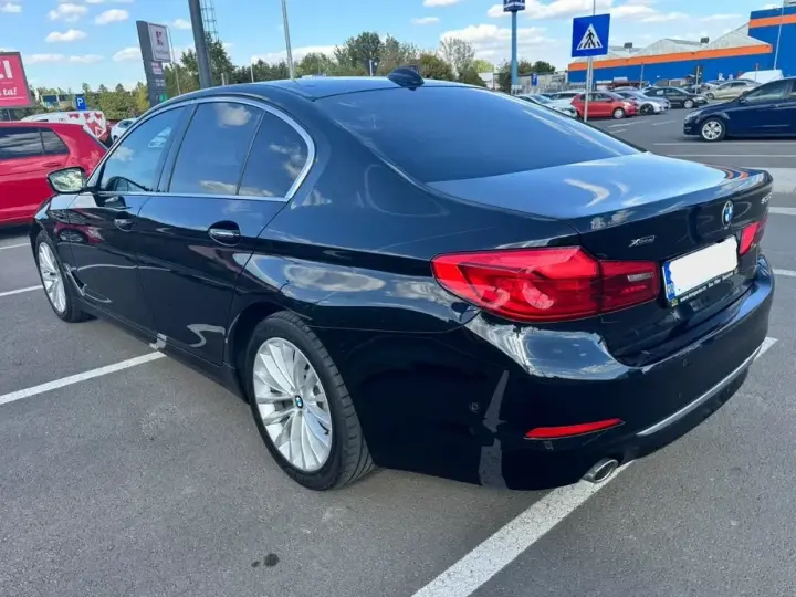 BMW Seria 5 G30/G31 520d xDrive AT