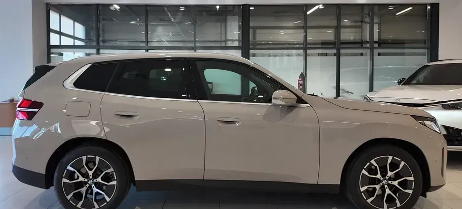 BMW X3 G01 20d xDrive AT MHEV — imagine 8
