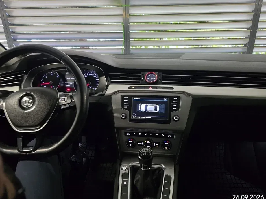 Volkswagen Passat — imagine 6