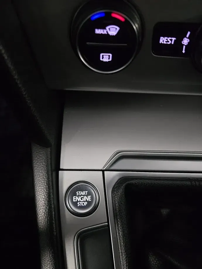 Volkswagen Passat — imagine 5