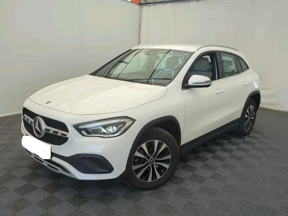 Mercedes-Benz GLA H247 250 e — imagine 6