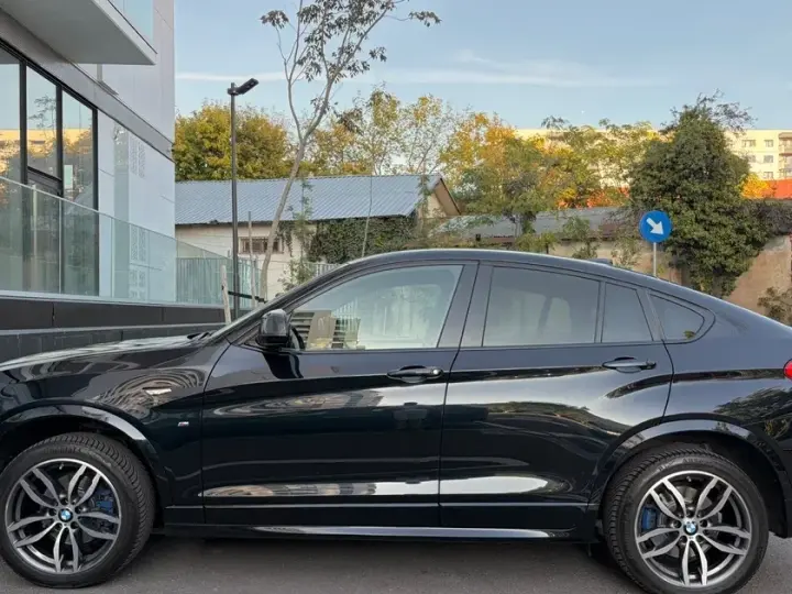 BMW X4 F26