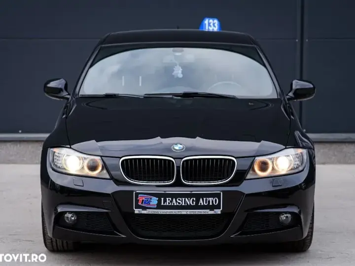 BMW Seria 3 E90/E91/E92/E93 [2005 - 2013] 320d Touring xDrive Sport-Aut.