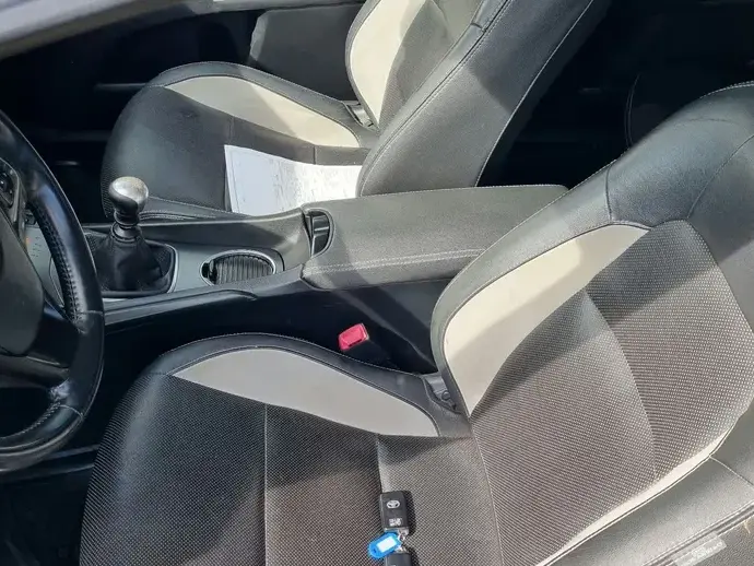 Toyota Avensis III