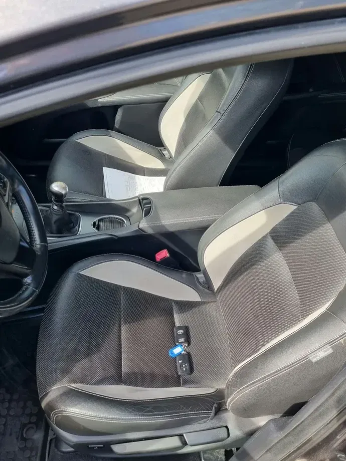 Toyota Avensis III — imagine 4