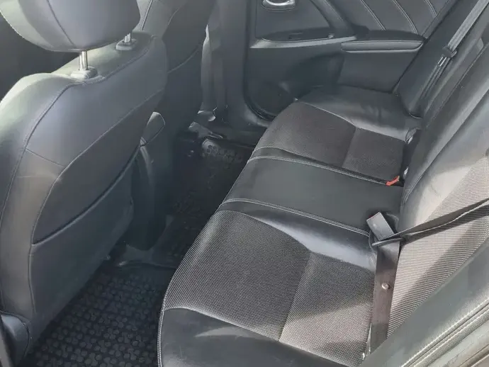 Toyota Avensis III
