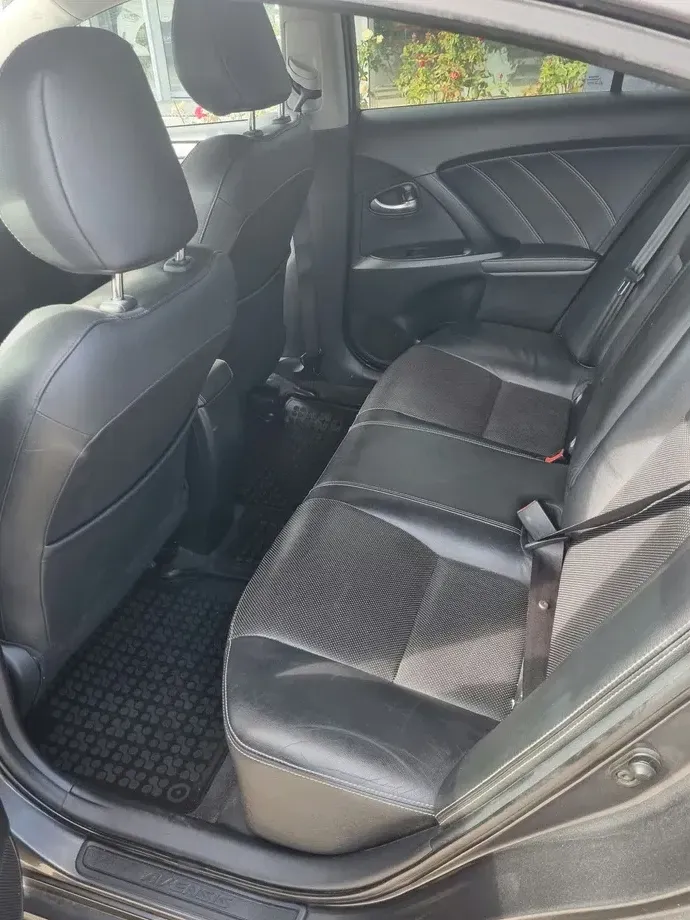 Toyota Avensis III — imagine 5