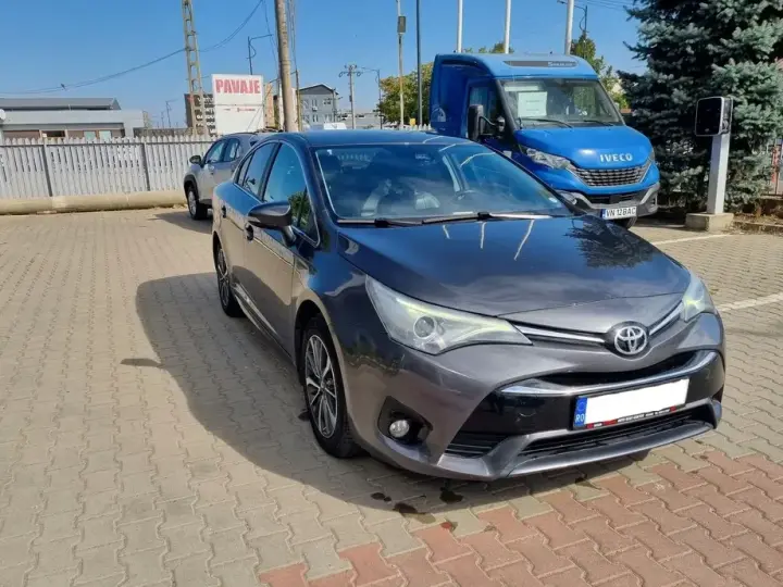 Toyota Avensis III