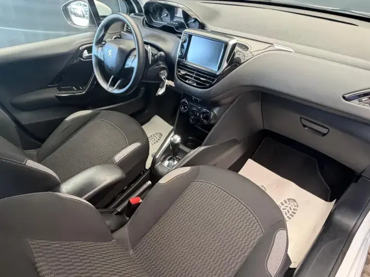 Peugeot 208 PureTech 82 ETG5 Stop & Start Active