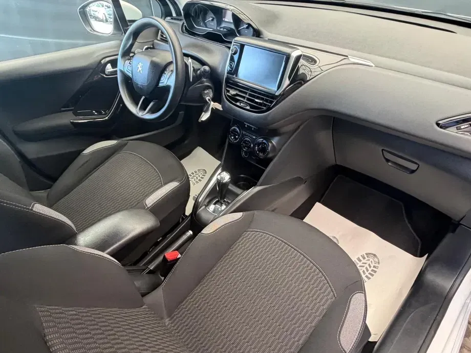 Peugeot 208 PureTech 82 ETG5 Stop & Start Active — imagine 4
