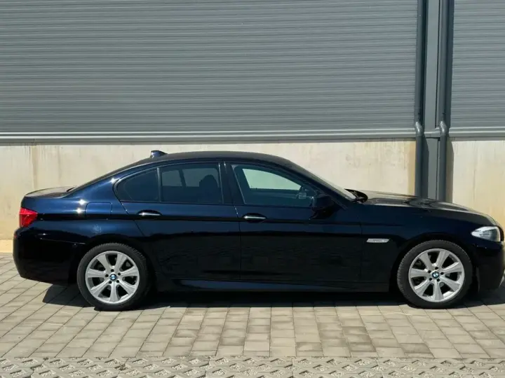 BMW Seria 5 F10/F11/F07 520d Aut.