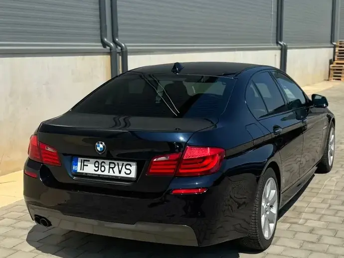 BMW Seria 5 F10/F11/F07 520d Aut.