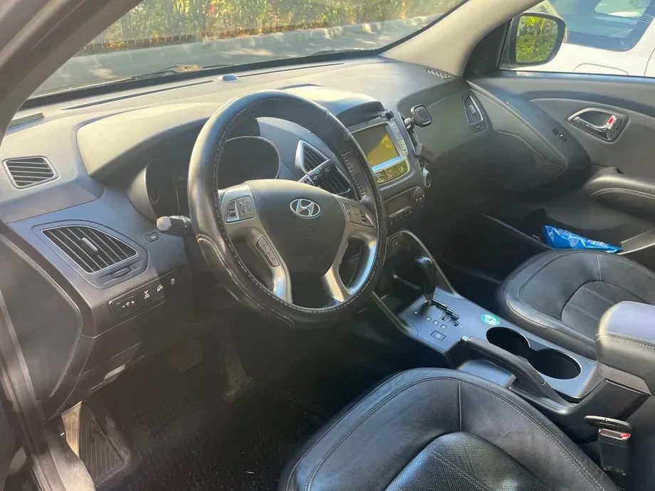 Hyundai ix35 — imagine 8