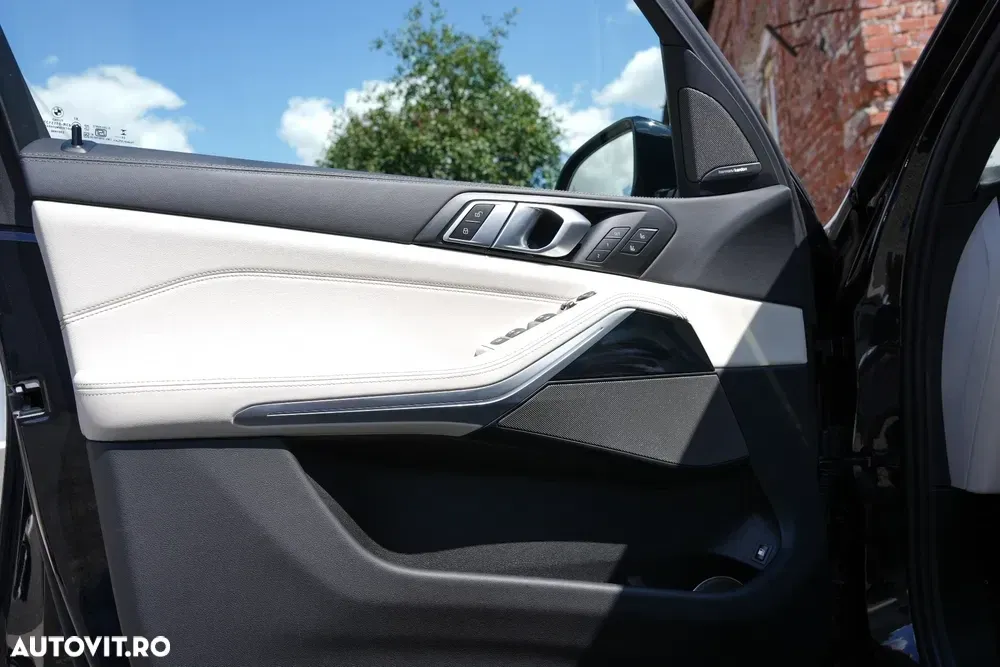BMW X5 xDrive50e AT PHEV — imagine 3