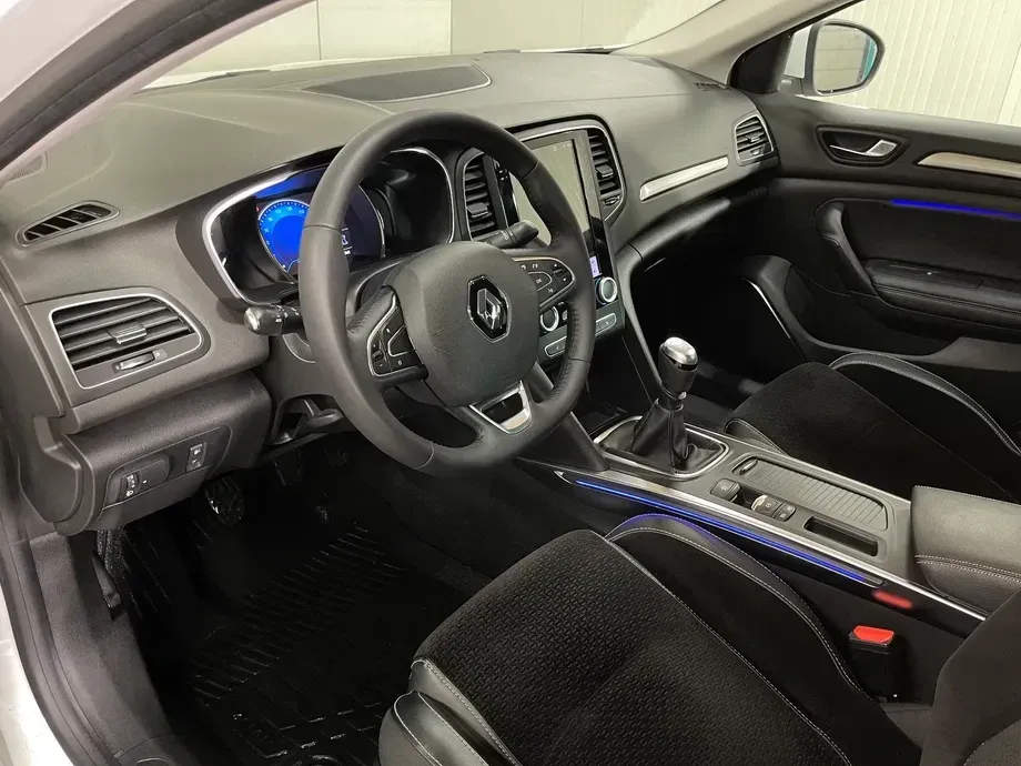 Renault Mégane IV TCe 140 GPF Intens — imagine 5