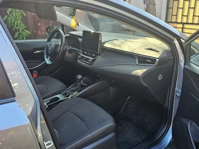 Toyota Corolla 1.8 HEV Business