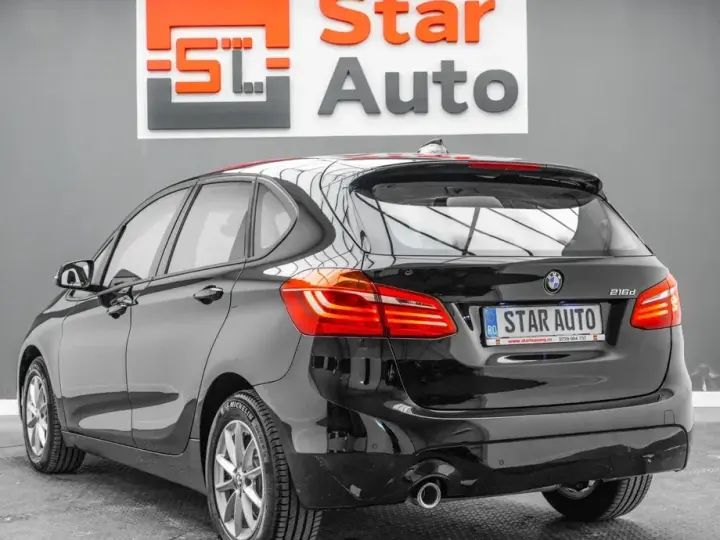 BMW Seria 2 216d Sport Line