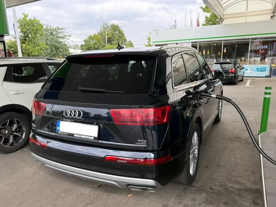 Audi Q7 3.0 TDI Quattro Tiptronic — imagine 3