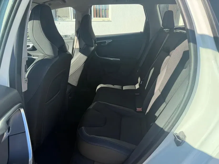 Volvo XC 60 I D4 Geartronic Ocean Race — imagine 10