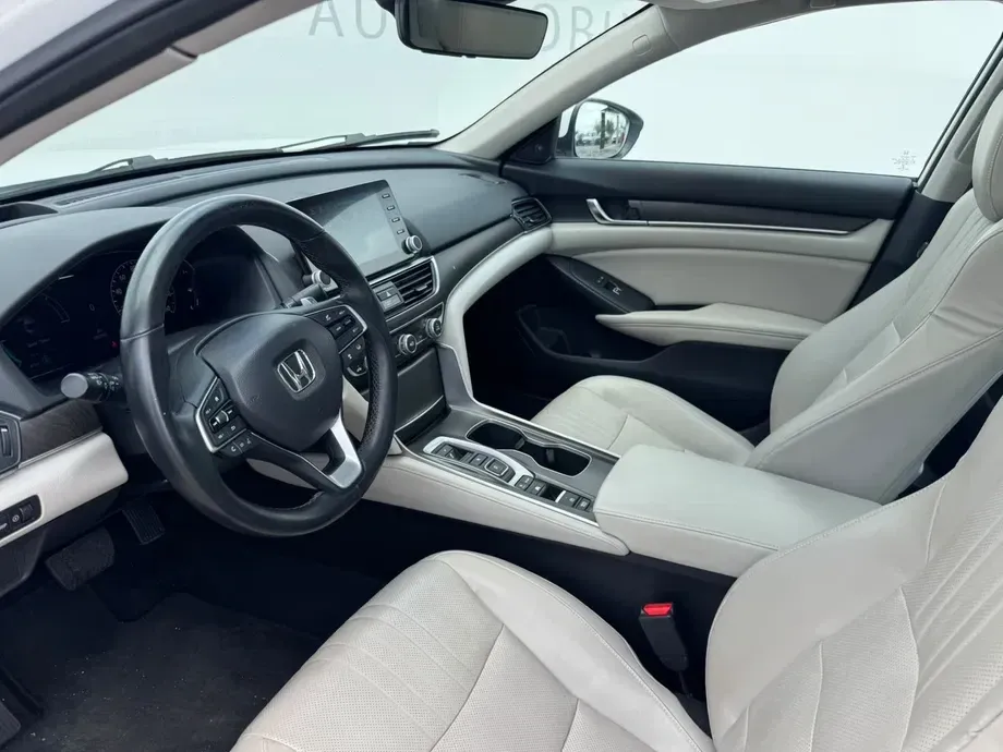 Honda Accord X — imagine 8