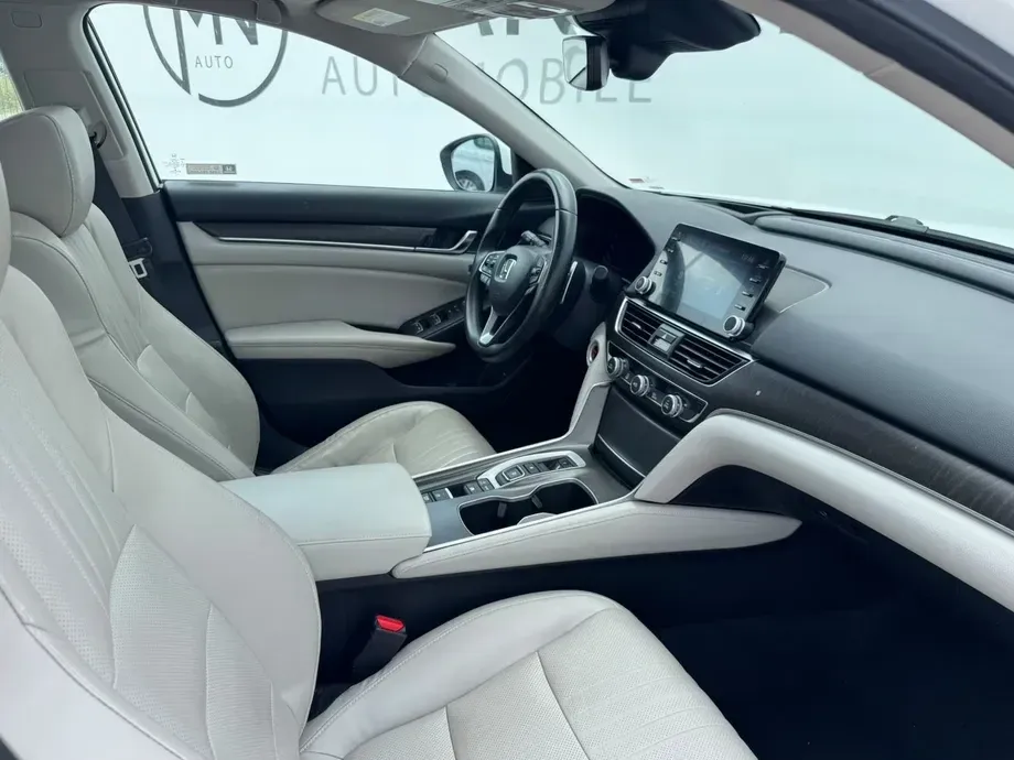 Honda Accord X — imagine 9