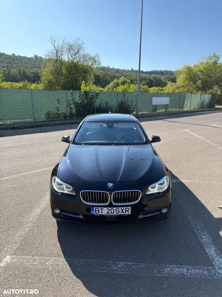 BMW Seria 5 F10/F11/F07 [2010 - 2017] 530d xDrive AT — imagine 3