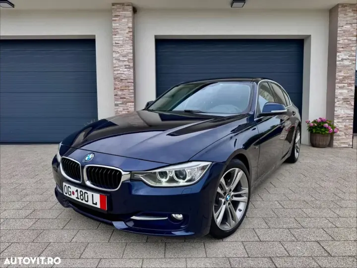 BMW Seria 3 F30/F31/F34 [2011 - 2019] 320d Aut. Sport Line