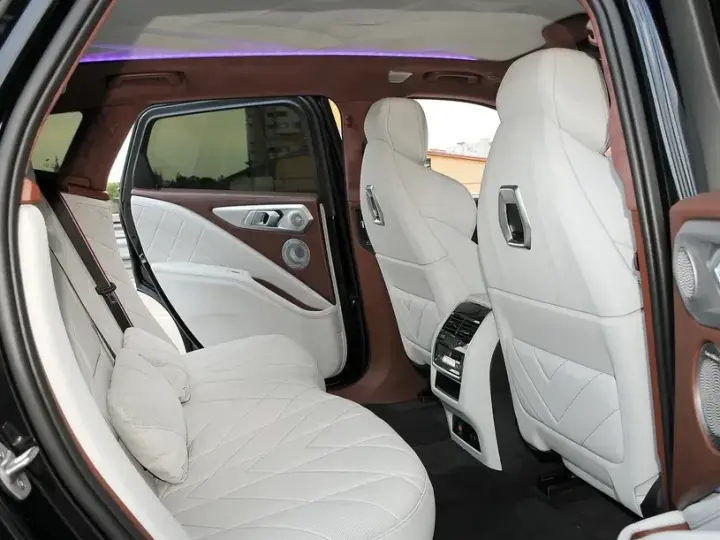 BMW XM