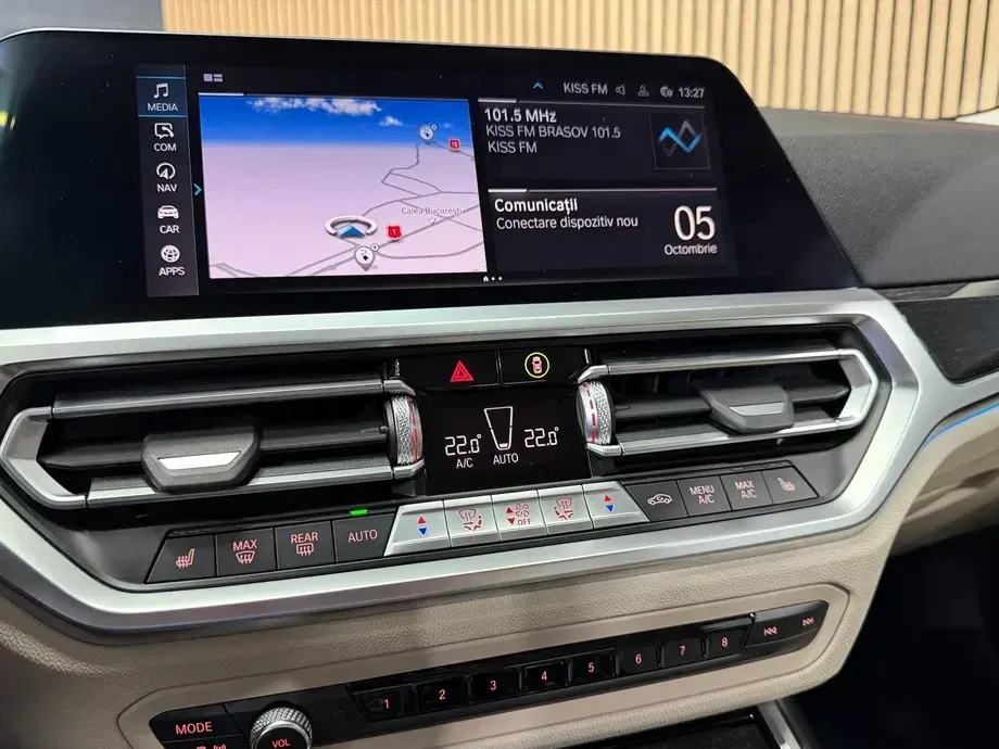 BMW Seria 3 330e Aut. Luxury Line — imagine 9
