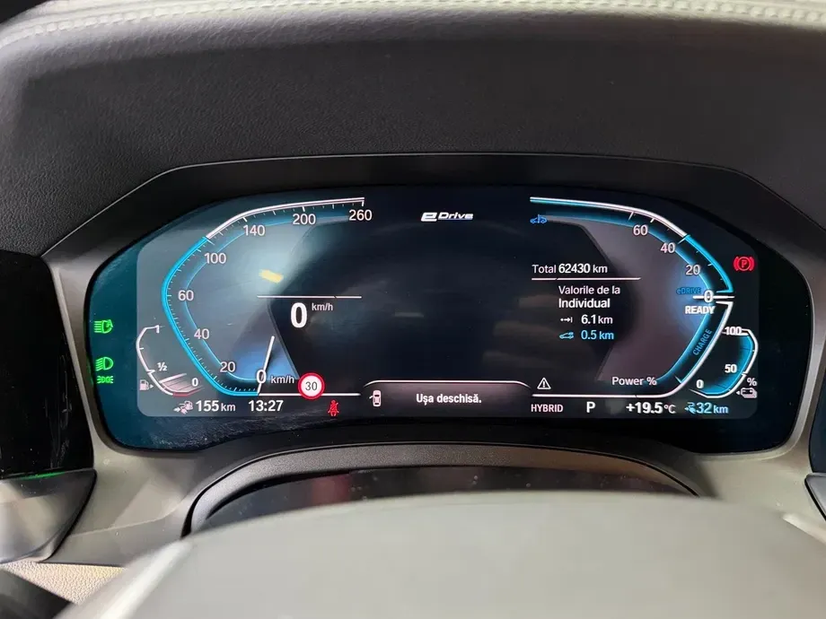 BMW Seria 3 330e Aut. Luxury Line — imagine 7
