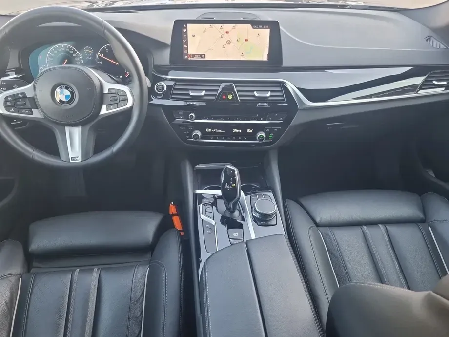 BMW Seria 5 520i AT — imagine 9