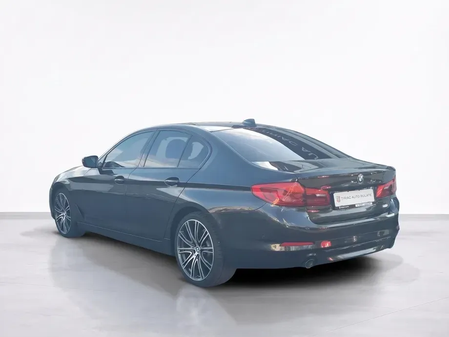 BMW Seria 5 520i AT — imagine 3