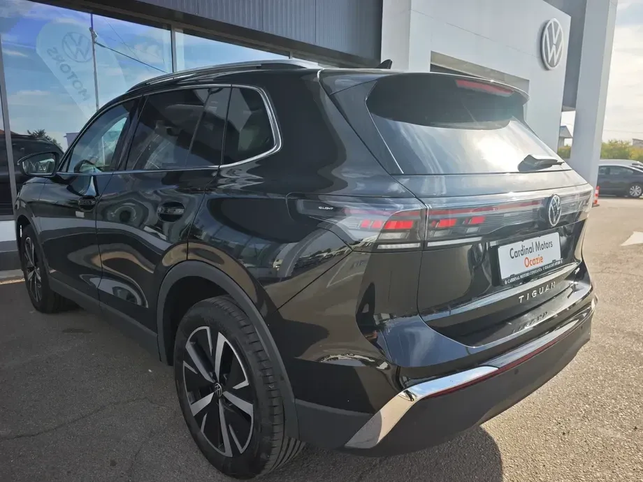 Volkswagen Tiguan II 2.0 TDI DSG 4Motion Elegance — imagine 9
