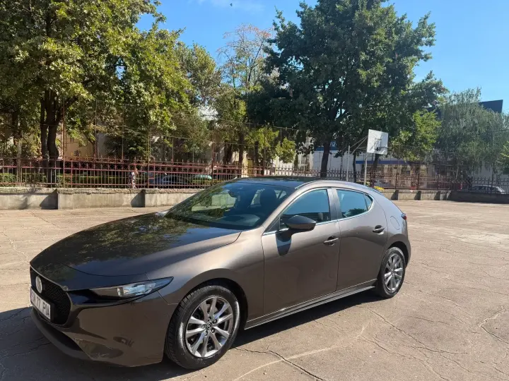 Mazda 3 IV