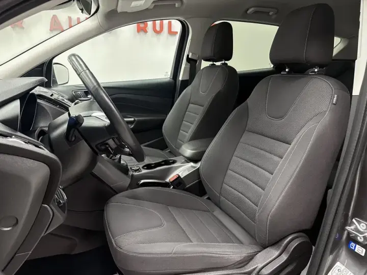 Ford Kuga II 1.5 EcoBoost 2x4 Trend