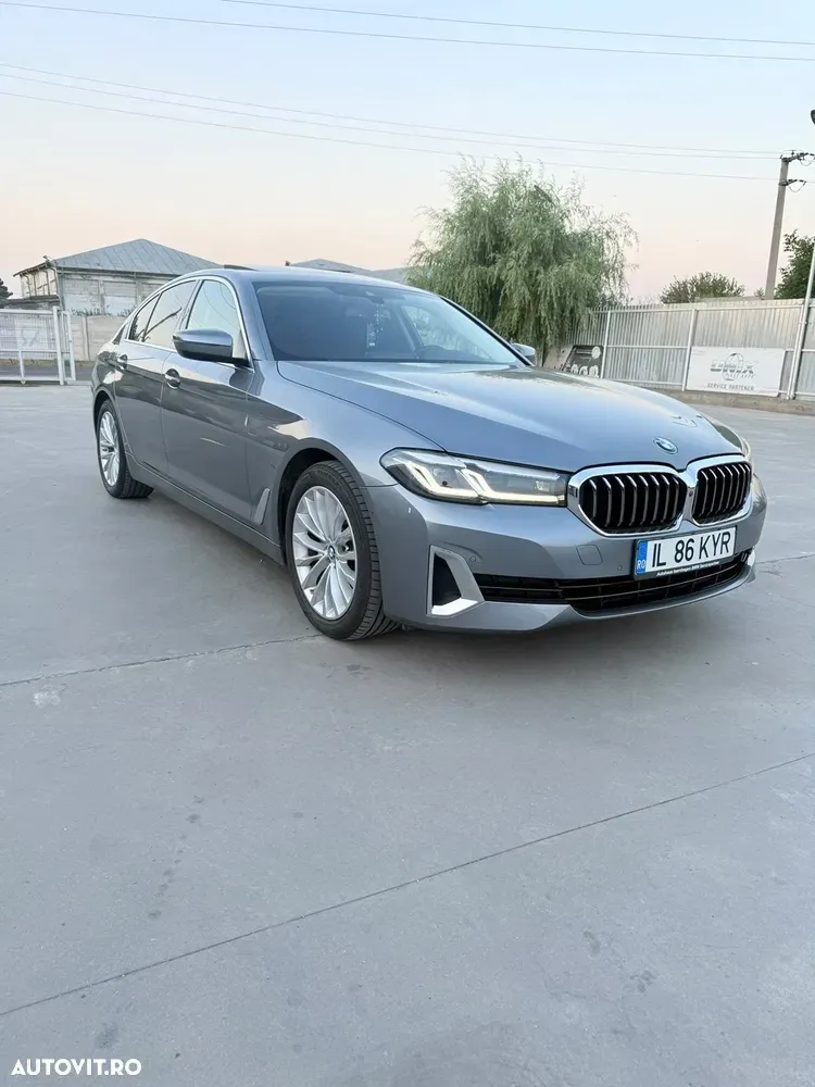 BMW Seria 5 G30/G31 [2017 - Prezent] 520d AT — imagine 5