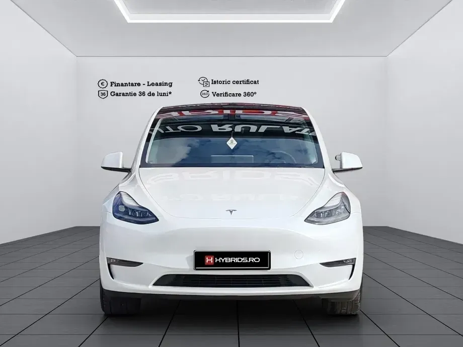 Tesla Model Y Long Range Dual Motor AWD — imagine 9