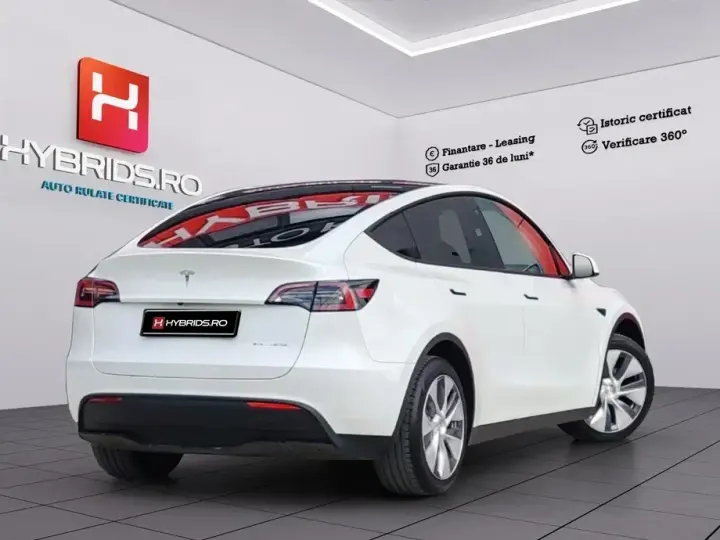 Tesla Model Y Long Range Dual Motor AWD