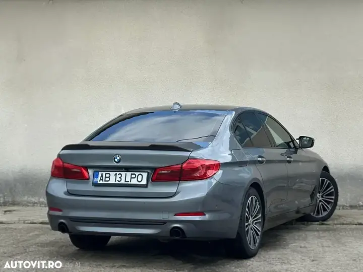 BMW Seria 5 G30/G31 [2017 - Prezent] 520d EfficientDynamics Edition AT