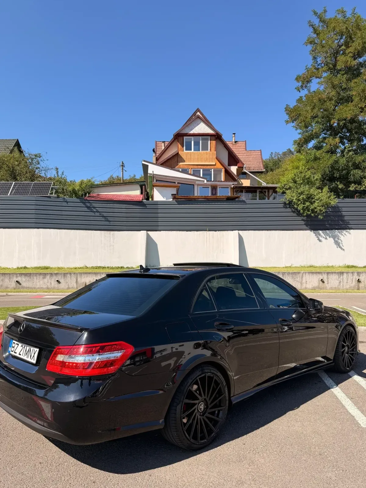 Mercedes-Benz E 220 CDI BlueEfficiency Aut. — imagine 9