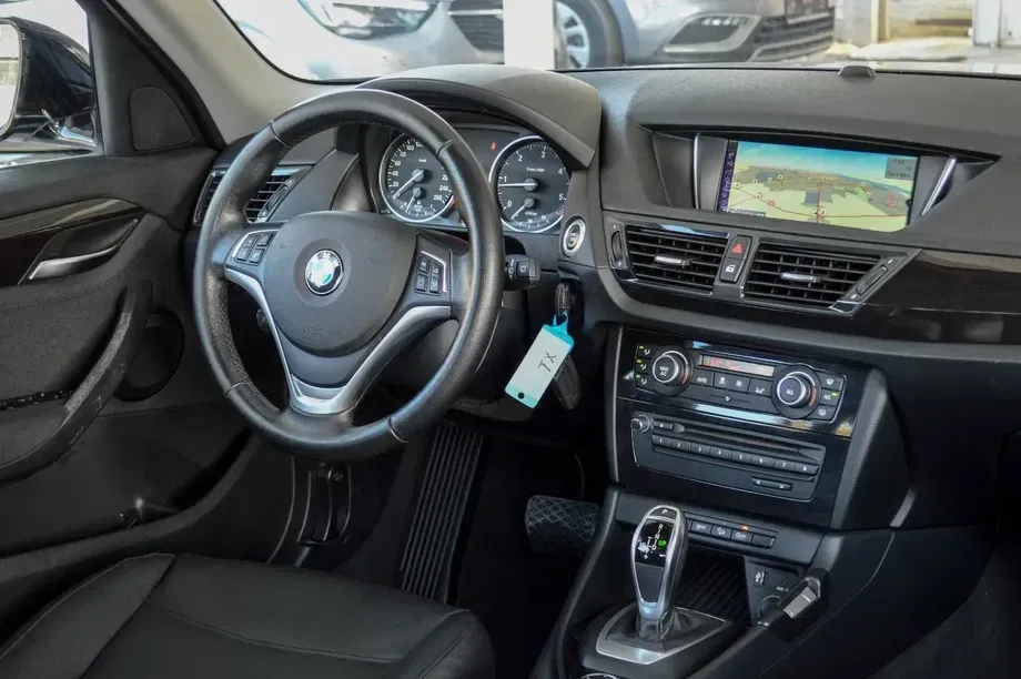 BMW X1 E84 xDrive20d Aut. xLine — imagine 4