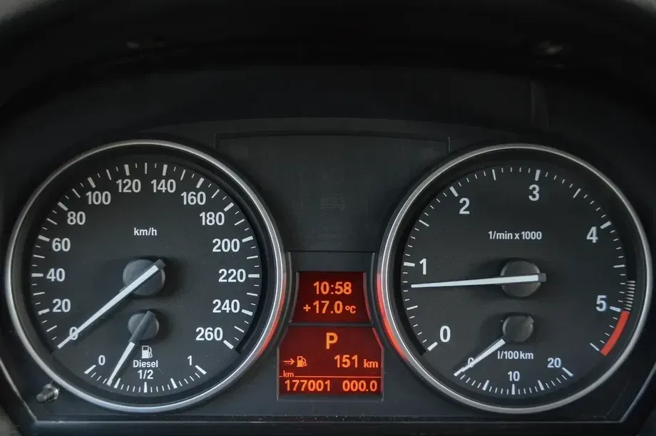 BMW X1 E84 xDrive20d Aut. xLine — imagine 6