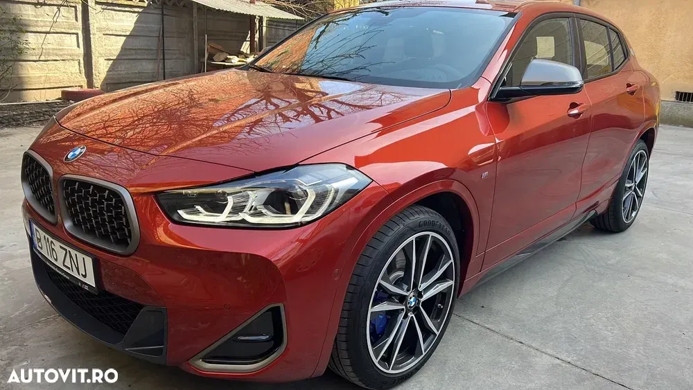 BMW X2 M35i Edition Goldplay — imagine 4