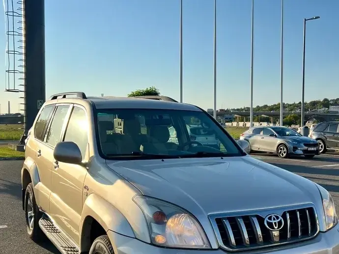 Toyota Land Cruiser 3.0 TD-4D Executive