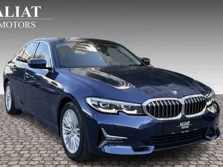 BMW Seria 3 320d xDrive AT Luxury Line