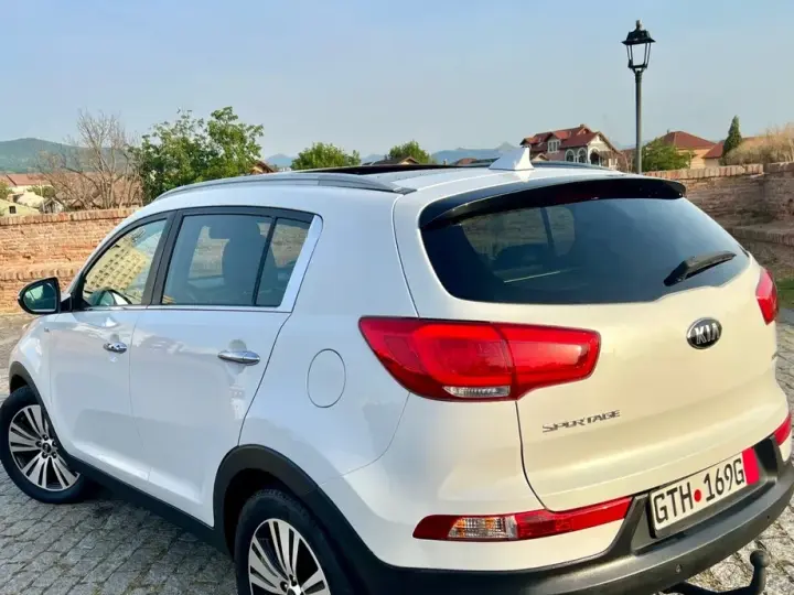 Kia Sportage III 2,0 CRDI AWD Aut. Platinum