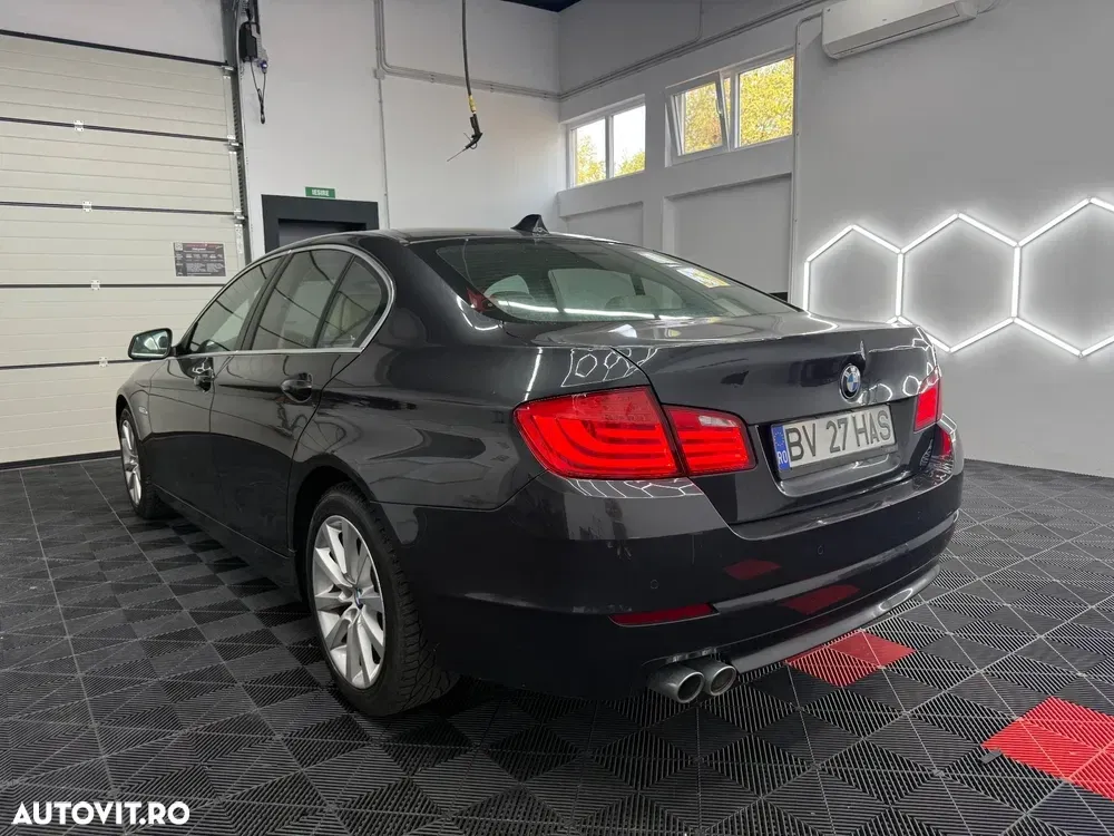 BMW Seria 5 F10/F11/F07 [2010 - 2017] 520d xDrive — imagine 3
