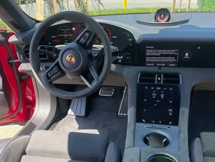Porsche Taycan