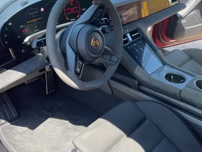 Porsche Taycan