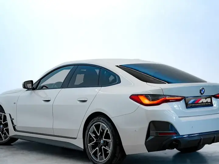 BMW Seria 4 420d xDrive M Sport